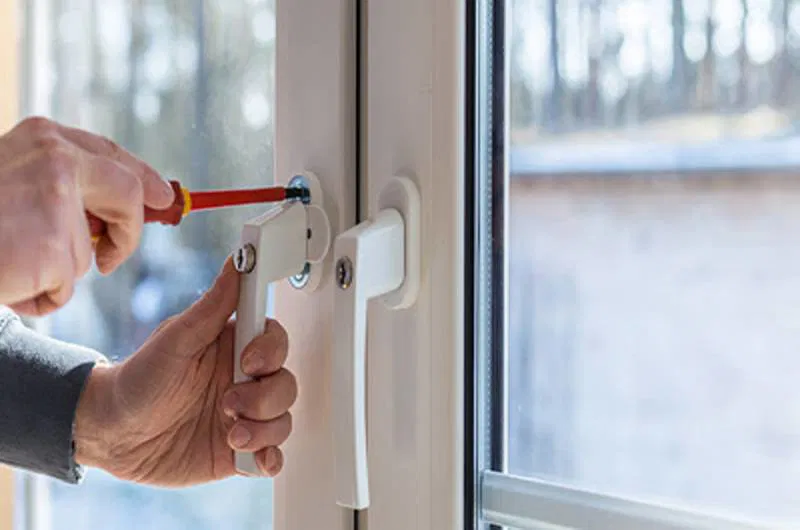 صيانة ابواب زجاج